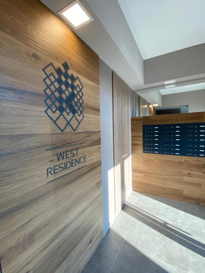 Apartament Cu 2 Camere Орадеа Екстериор снимка